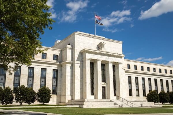 高金利政策継続の方向性を打ち出した9月FOMC