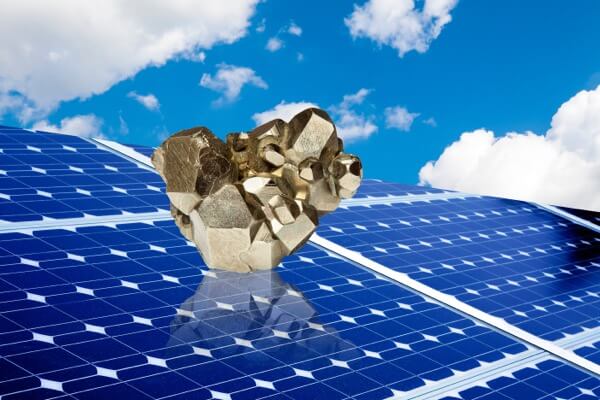 ペロブスカイト太陽電池は年30.4％成長！今後どうなる？