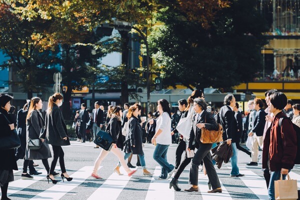 日本：実質賃金の伸びは実はマイナスにあらず？