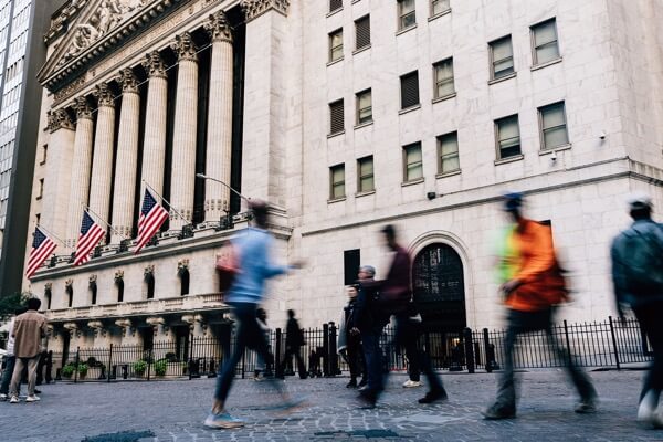 指標は、市場がまだ底を打っていない可能性を示唆