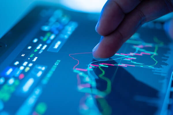 4月の株価上昇─市場は底堅さを映し出す